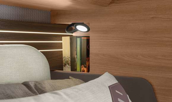 Das aufwändige Lichtkonzept im Interieur des KNAUS SUN I