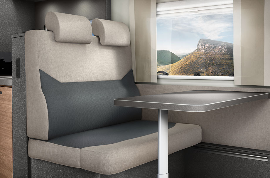 Das stylische KNAUS L!VE WAVE Polster in der Farbe Active Royal