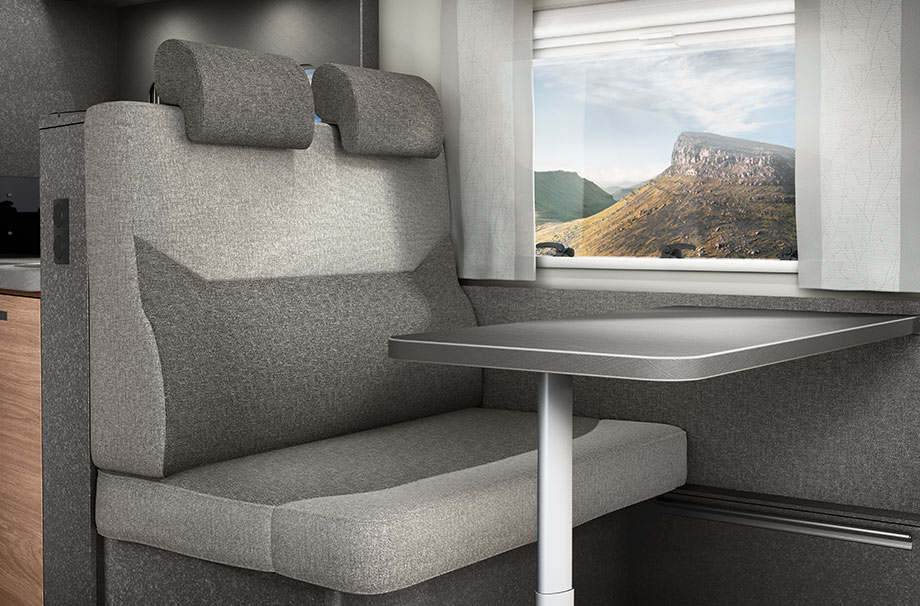 Das stylische KNAUS L!VE WAVE Polster in der Farbe Cool Grey